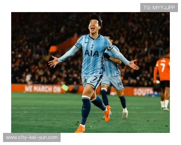 孙兴慜急停后送出反脚传球，热刺纵深推进能力一流