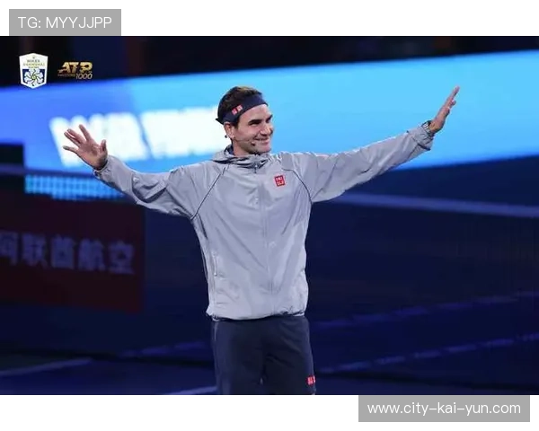 罗杰·费德勒入选国际网球名人堂，罗杰·费德勒用的网球拍